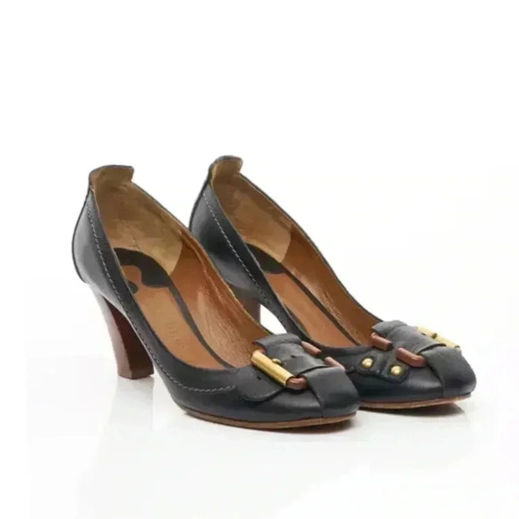 CHLOÉ Classic Leather Wooden Heel
Wedges Size 7.5 - Picture 1 of 5